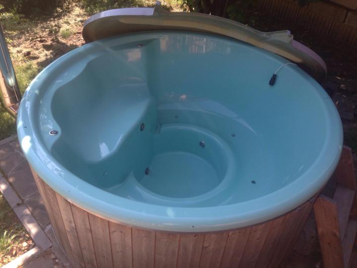 Sud s plastovou vložkou